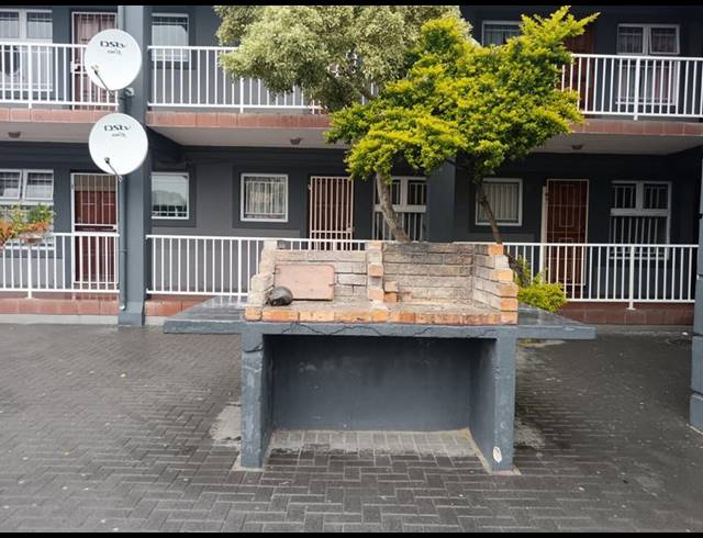 1 BEDROOM PROPERTY TO RENT IN CLOETESVILLE